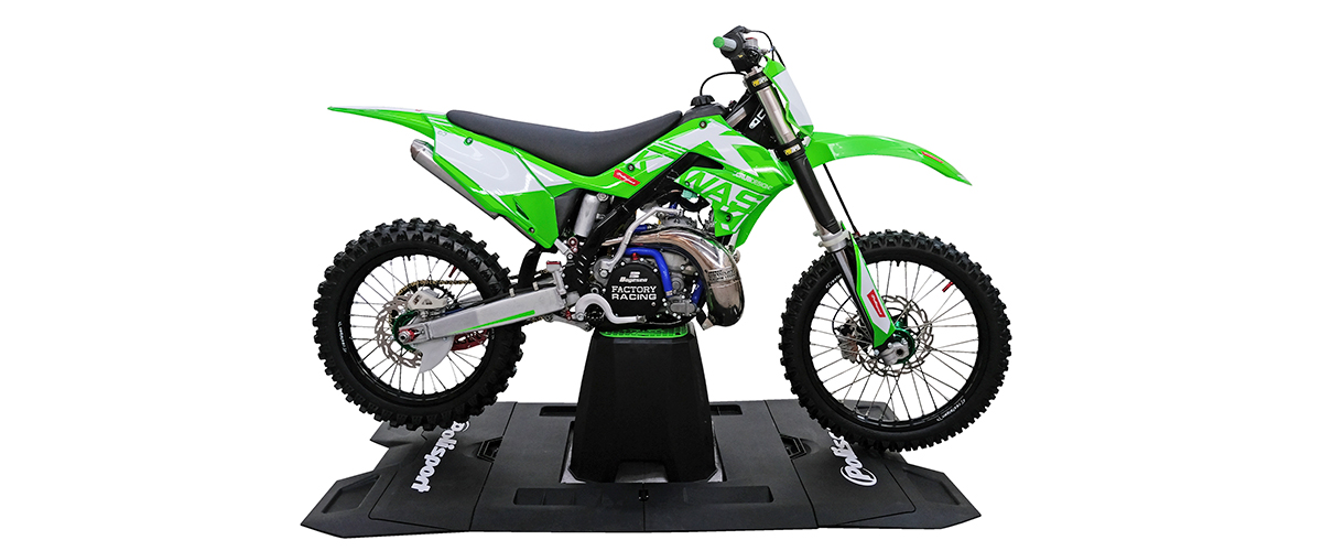 KX 125/250 Restyling Kits Are Here. 